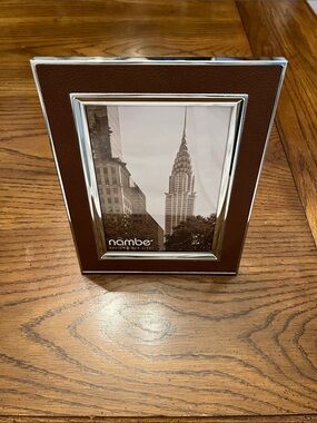 Nambe Novara Brown Leather-Textured Photo Frame, size 4x6